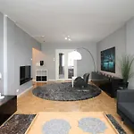 Spacious For 4 In District Vi توركو