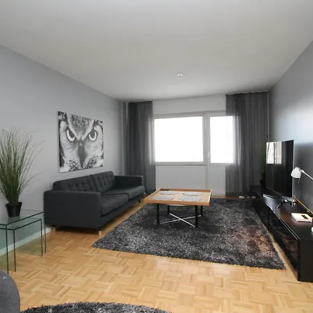 Appartement Spacious For 4 In District Vi *
