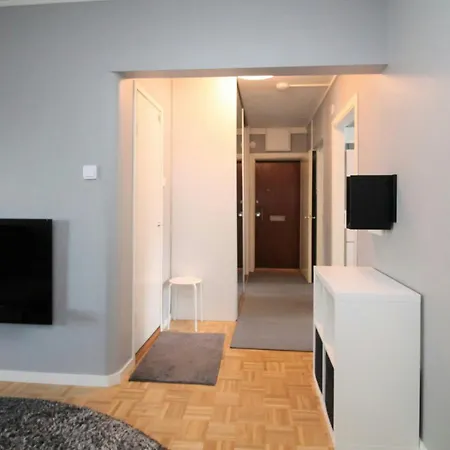 Huoneisto Spacious For 4 In District Vi Turku